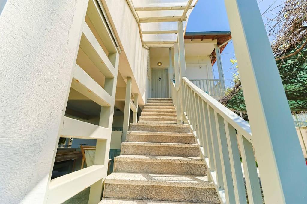 Вілла The Bright House By The Sea Афітос Екстер'єр фото