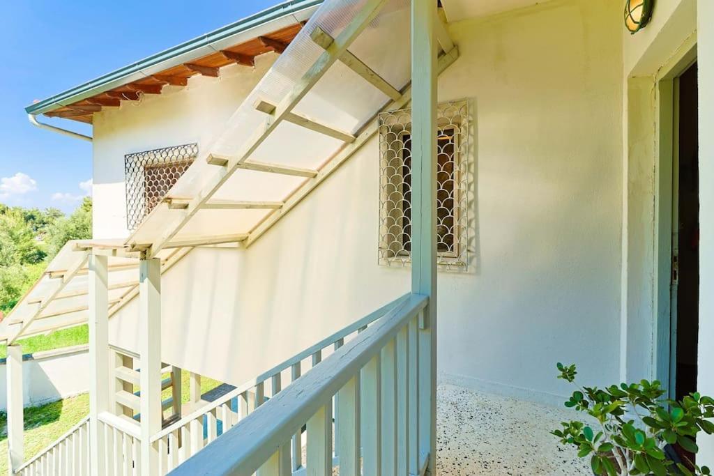 Вілла The Bright House By The Sea Афітос Екстер'єр фото